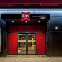 Отель ibis Berlin Kurfuerstendamm Германия, Берлин - 3 отзыва об отеле, цены и фото номеров - забронировать отель ibis Berlin Kurfuerstendamm онлайн банкомат