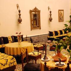 Отель Riad Lalla Zoubida Марокко, Фес - отзывы, цены и фото номеров - забронировать отель Riad Lalla Zoubida онлайн помещение для мероприятий