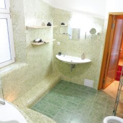 Отель Kamil Apartments Чехия, Карловы Вары - отзывы, цены и фото номеров - забронировать отель Kamil Apartments онлайн ванная