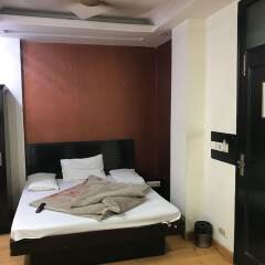 Hotel Dwarkadhish Intercontinental комната для гостей фото 4