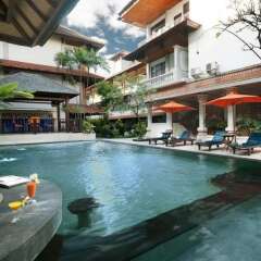 Bali Summer Hotel бассейн