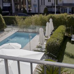 Отель Hôtel Le Canberra - Hôtels Ocre et Azur бассейн фото 2
