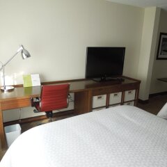 Отель Four Points By Sheraton Columbus - Polaris Колумбус удобства в номере фото 2