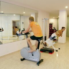 Отель Aparthotel Tropic Garden Испания, Санта-Эулалия-дель-Рио - отзывы, цены и фото номеров - забронировать отель Aparthotel Tropic Garden онлайн фитнесс-зал фото 4