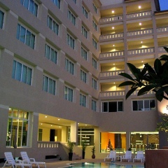 Отель Crown Pattaya Beach Hotel Таиланд, Паттайя - отзывы, цены и фото номеров - забронировать отель Crown Pattaya Beach Hotel онлайн фото 9