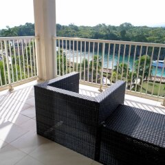 Отель The Marina Village 2 & 3 Bedroom Condo's Ямайка, Монастырь - отзывы, цены и фото номеров - забронировать отель The Marina Village 2 & 3 Bedroom Condo's онлайн балкон