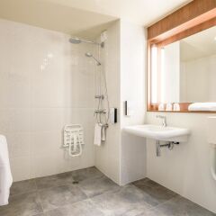 Отель Campanile Toulouse Ouest - Purpan Франция, Тулуза - отзывы, цены и фото номеров - забронировать отель Campanile Toulouse Ouest - Purpan онлайн ванная фото 2