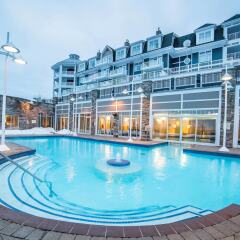 Отель JW Marriott The Rosseau Muskoka Resort бассейн