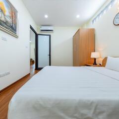 Апартаменты Granda Quan Hoa Apartment комната для гостей