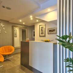 Отель Jules Suites Сан Джулианс спа