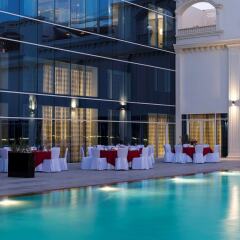 Radisson Blu Hotel, Ajman бассейн фото 2