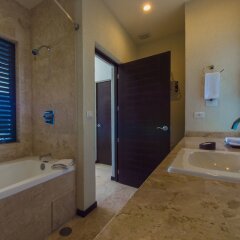 Отель Casa Dorada Los Cabos Resort & Spa ванная