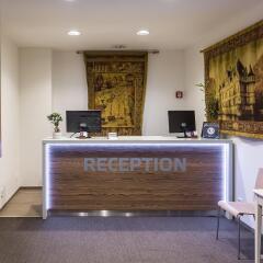 Merchants Crown Hotel Прага интерьер отеля