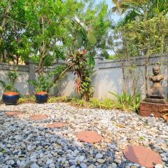Отель Pattaya Sunset Villa 4 Bedroom Sleeps 8 фото 2
