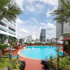 Отель Centre Point Silom Бангкок бассейн