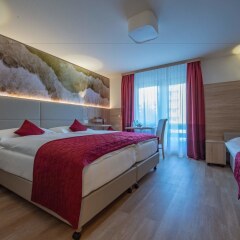 Отель Sonne St. Moritz Швейцария, Санкт-Мориц - отзывы, цены и фото номеров - забронировать отель Sonne St. Moritz онлайн комната для гостей фото 4