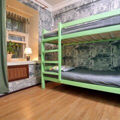 Гостиница Hostel Bryusoff в Москве 1 отзыв об отеле, цены и фото номеров - забронировать гостиницу Hostel Bryusoff онлайн Москва комната для гостей фото 2