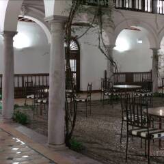 Отель Parador De Granada бассейн