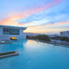 Отель The Wide Condotel Phuket Пхукет с домашними животными