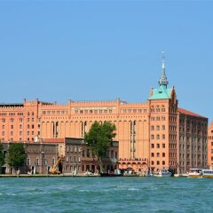 Отель Hilton Molino Stucky Venice пляж фото 2