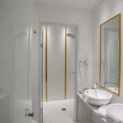 Отель Athens Diamond Plus ванная
