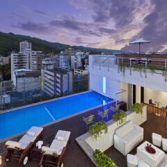 Отель Four Points by Sheraton Cali бассейн