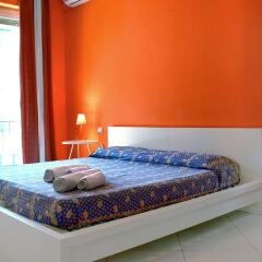 Отель B&B Thanit комната для гостей