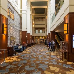 Отель Hyatt Regency Calgary Канада, Калгари - отзывы, цены и фото номеров - забронировать отель Hyatt Regency Calgary онлайн интерьер отеля