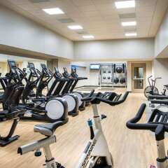 Отель Hilton Garden Inn Bethesda фитнесс-зал фото 4