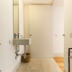 Отель Combro Suites by Homing сейф в номере