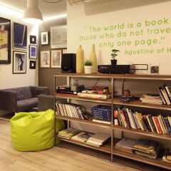 Gracia City Hostel интерьер отеля
