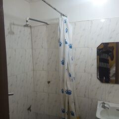 Отель Zito Guest Inn ванная