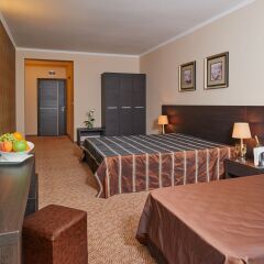 Отель Central Plaza Hotel Болгария, Поморие - отзывы, цены и фото номеров - забронировать отель Central Plaza Hotel онлайн комната для гостей фото 2