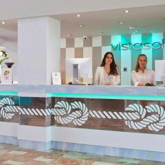 Апартаменты Vistasol Apartments гостиничный бар