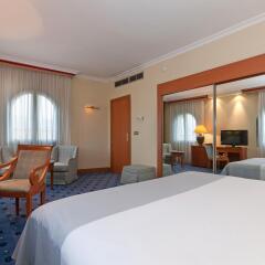 Tryp Sevilla Macarena Hotel удобства в номере