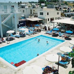 Отель Sweet Memories Hotel Apts Кипр, Протарас - отзывы, цены и фото номеров - забронировать отель Sweet Memories Hotel Apts онлайн бассейн