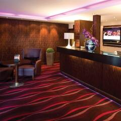 Отель Hallmark Inn Manchester South интерьер отеля