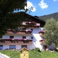 Отель Villa Bacchiani - La Rosa Blu Долина Валь-ди-Фасса фото 2