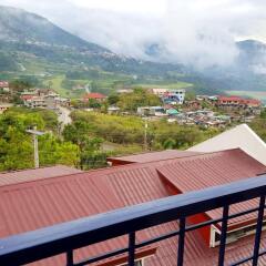 Отель Baguio Vacation Apartments Филиппины, Багуйо - отзывы, цены и фото номеров - забронировать отель Baguio Vacation Apartments онлайн балкон