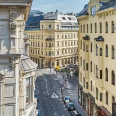 Отель 6 Rooms Вена фото 3