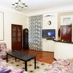 Апартаменты Odessa City Center Apartments комната для гостей фото 3
