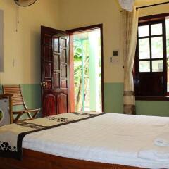 Отель Cam Chau Homestay Хойан комната для гостей фото 3
