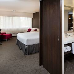 Отель Delta Hotels by Marriott Calgary South Канада, Калгари - отзывы, цены и фото номеров - забронировать отель Delta Hotels by Marriott Calgary South онлайн фото 3