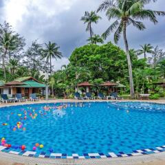 Отель Eden Bungalow Resort бассейн фото 4