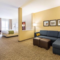 Comfort Suites Greenville South in Pickens, United States of America from 136$, photos, reviews - zenhotels.com guestroom photo 5