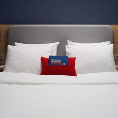 Гостиница Holiday Inn Express Moscow - Khovrino комната для гостей фото 6