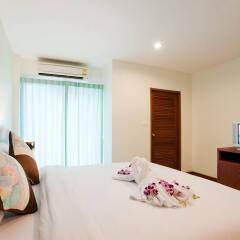 Отель Deva Suites Patong комната для гостей фото 4