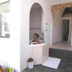 Отель Aeolos Studios and Suites сауна