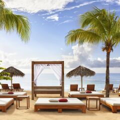 Отель Breathless Montego Bay - Adults Only - All Inclusive Ямайка, Монтего-Бей - отзывы, цены и фото номеров - забронировать отель Breathless Montego Bay - Adults Only - All Inclusive онлайн пляж