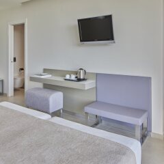 Hotel Torre Del Mar сейф в номере